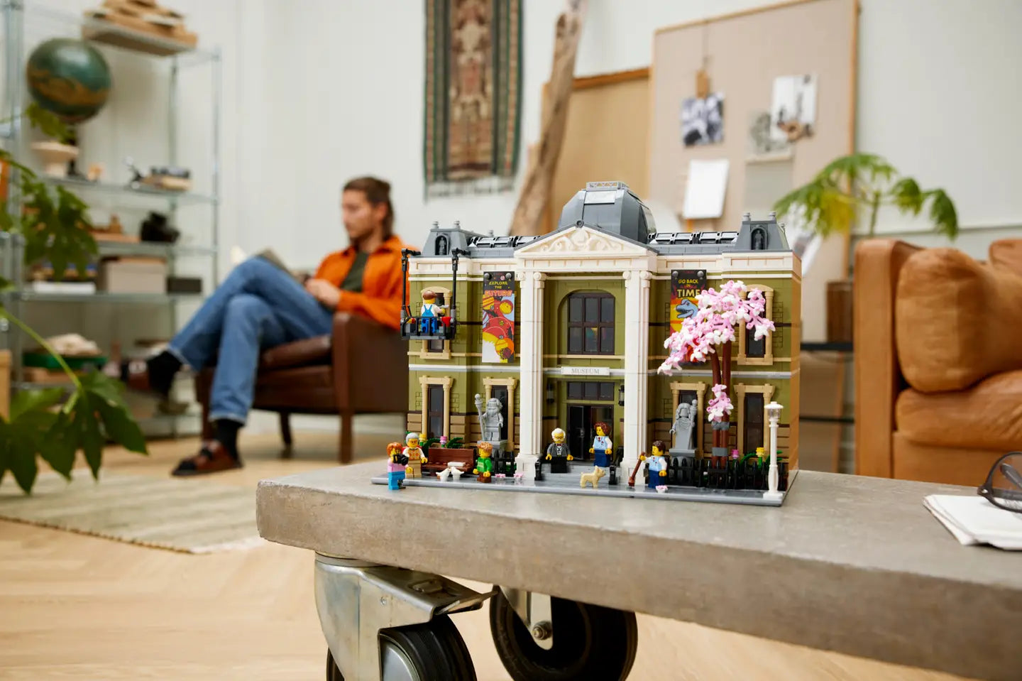 LEGO® | Icons: Natural History Museum (10326)