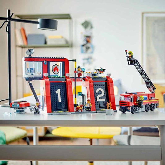 LEGO® | City: Fire Station with Fire Truck (60414)