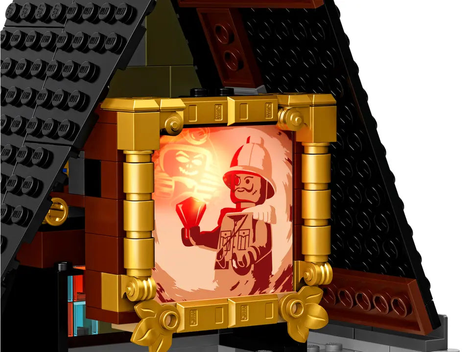 LEGO® | Icons: Haunted House (10273)
