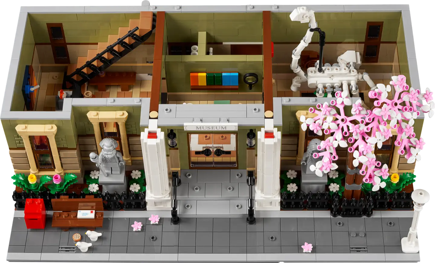 LEGO® | Icons: Natural History Museum (10326)