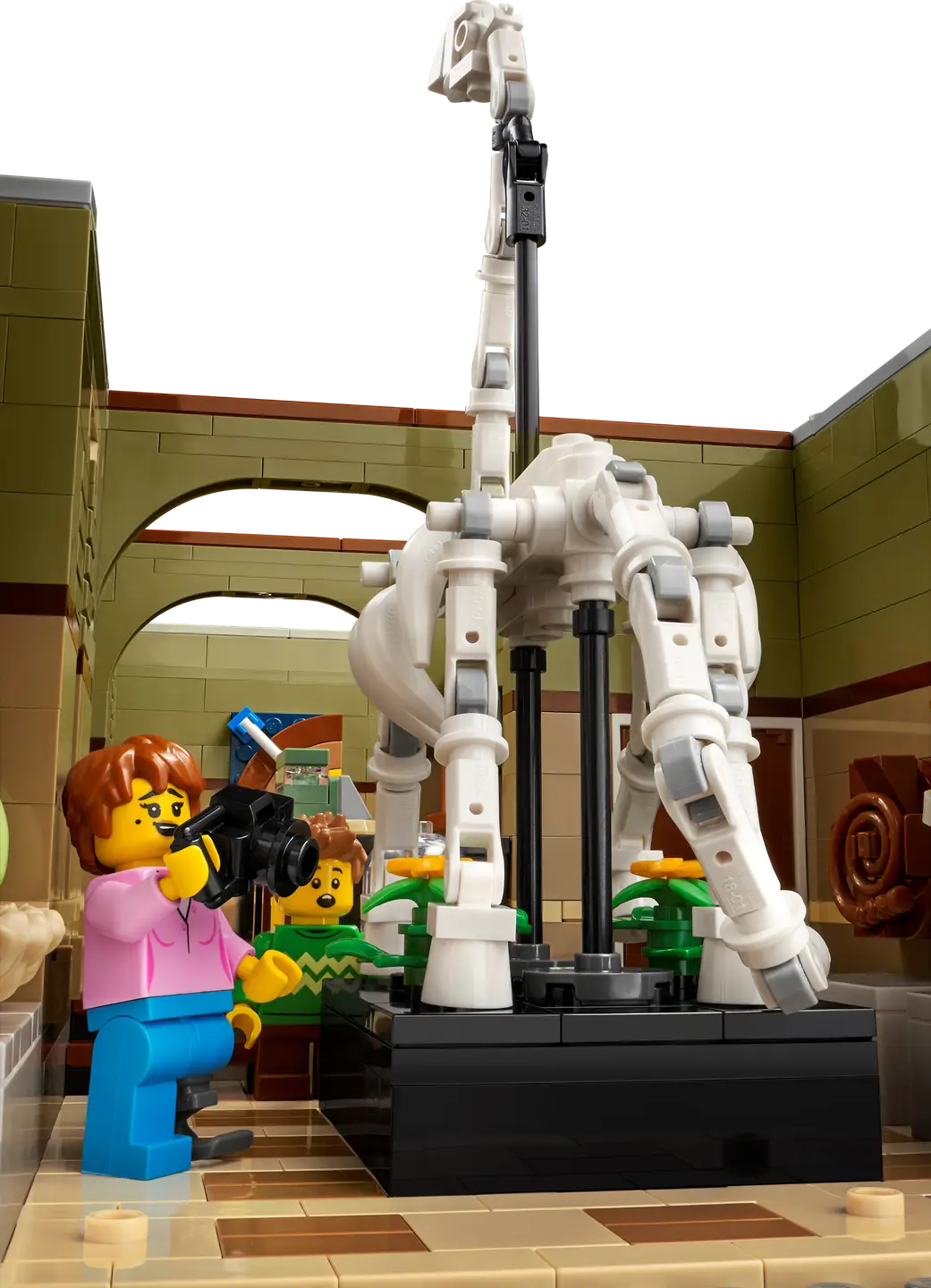 LEGO® | Icons: Natural History Museum (10326)