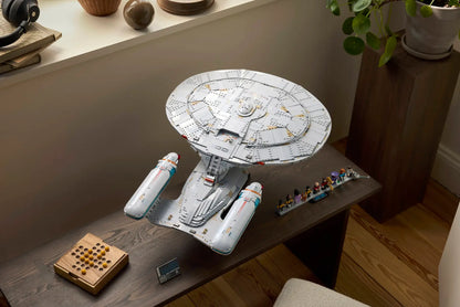 LEGO® | Icons: Star Trek: U.S.S. Enterprise NCC-1701-D™ (10356)