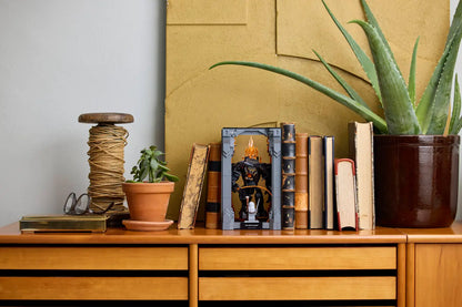 LEGO® | Icons: The Lord of the Rings: Balrog™ Book Nook (10367)