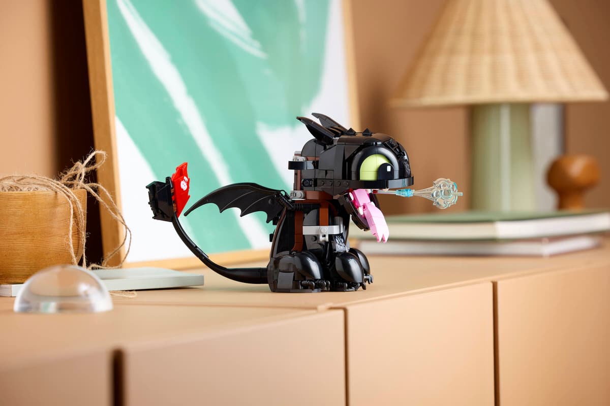 LEGO® | Icons: How to Train Your Dragon: Toothless (10375)