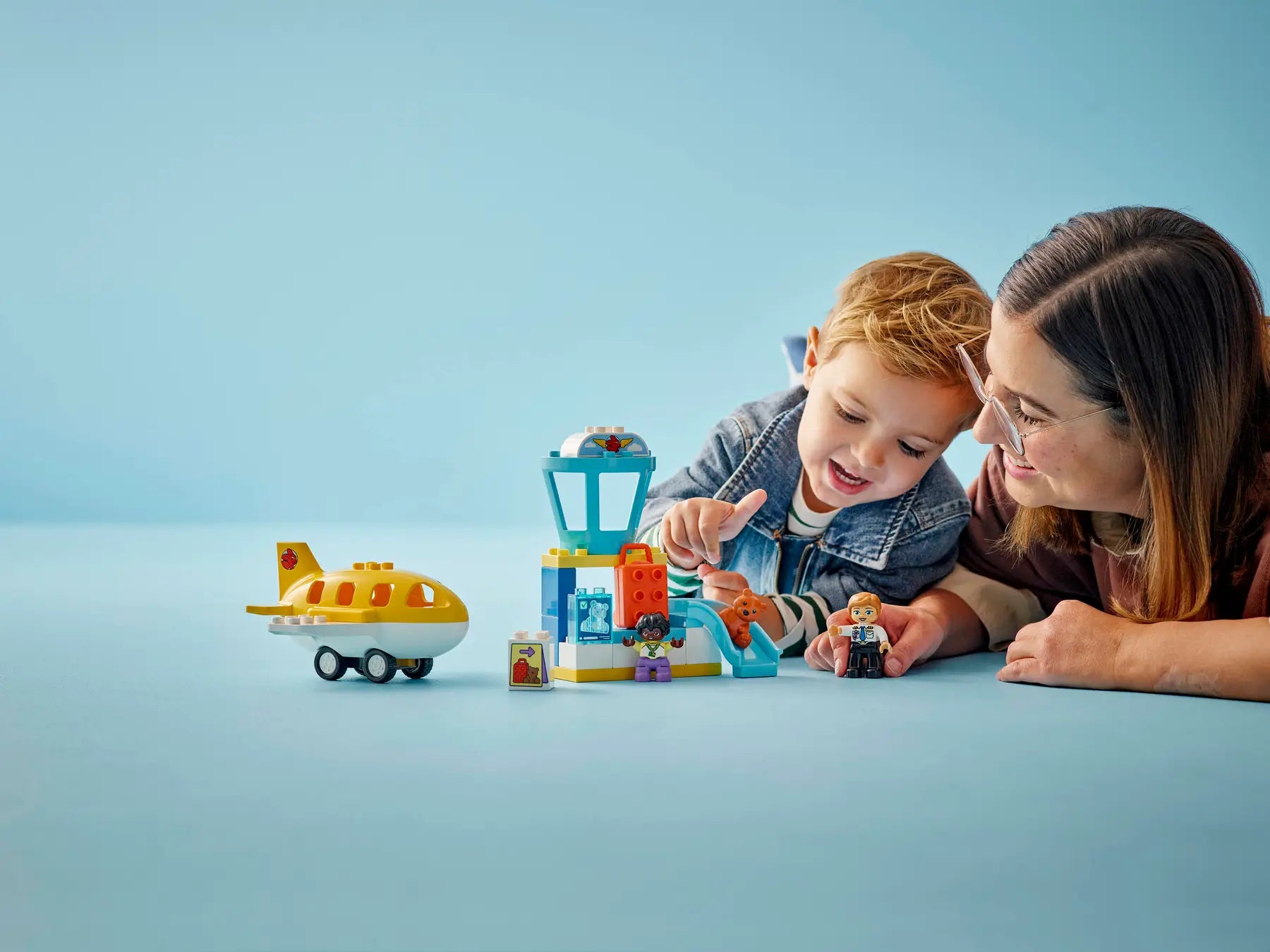 LEGO® | DUPLO: First Time at the Airport (10443)