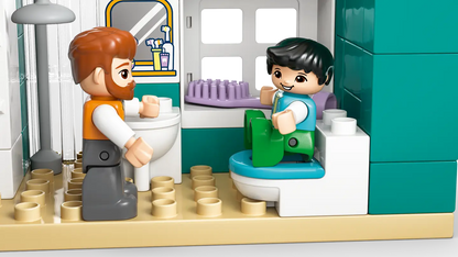 LEGO® | DUPLO: 3 in 1 Modern Family House with Figures (10470)