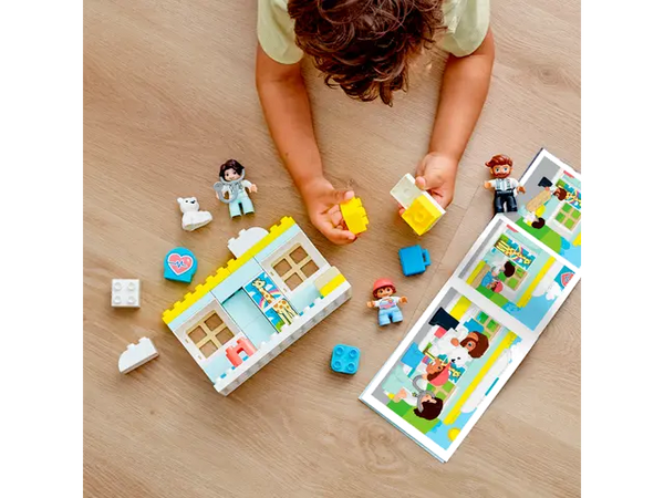 LEGO® | DUPLO: Doctor Visit (10968)