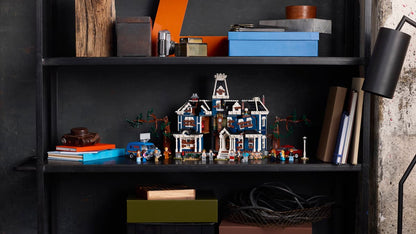 LEGO® | Icons: Stranger Things: The Creel House (11370)