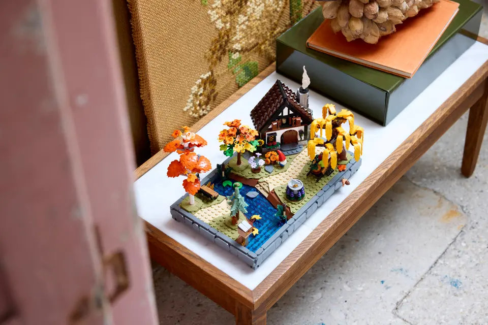 LEGO® | Icons: Autumn Cottage Garden (11372)