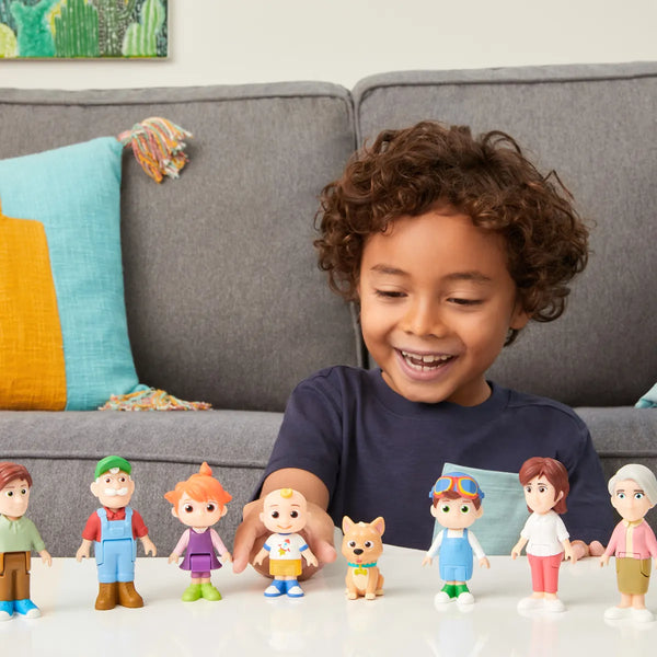 Cocomelon: 8 Figure Pack Family