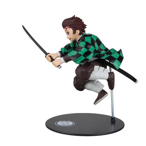 Demon Slayer: Tanjiro Kamado Statue (30cm)