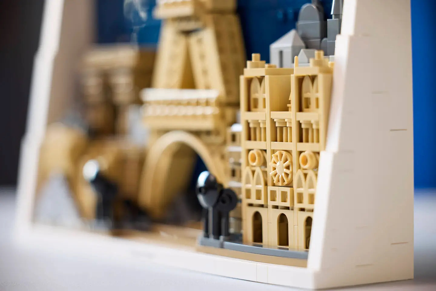 LEGO® | Architecture: Paris – City of Love (21064)