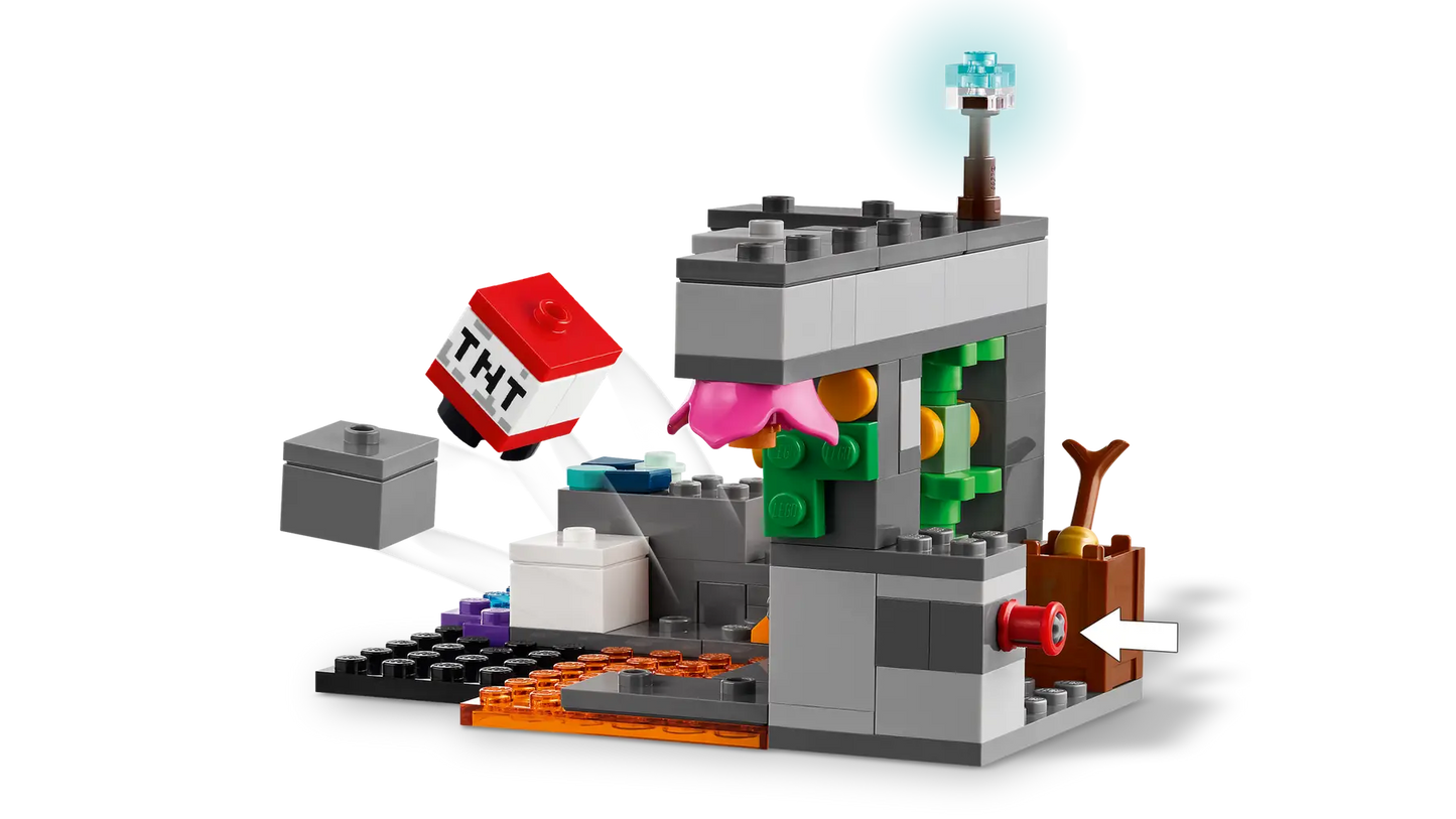 LEGO® | Minecraft: The Warden Encounter (21274)