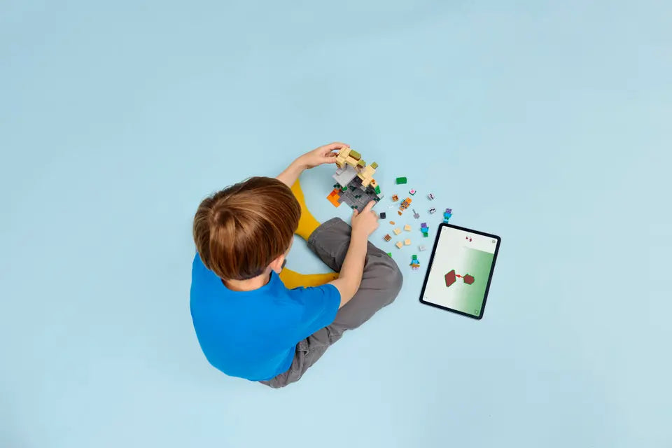 LEGO® | Minecraft: Zombie Dungeon (21587)