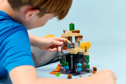 LEGO® | Minecraft: Zombie Dungeon (21587)