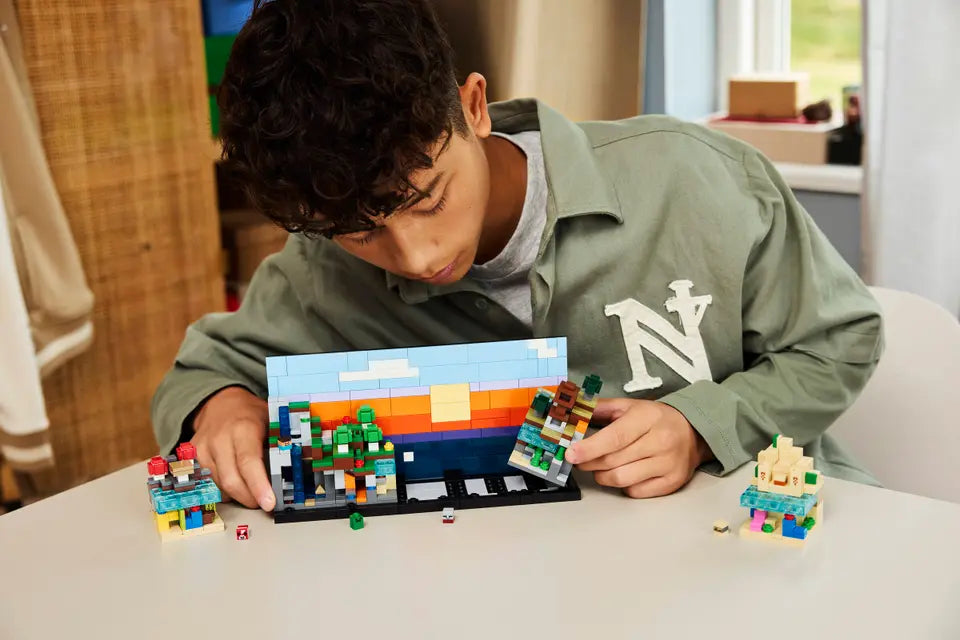 LEGO® | Minecraft: Mini Biomes (21589)