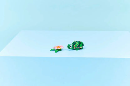 LEGO® | Creator: Turtle with a Water Lily Flower (31377)