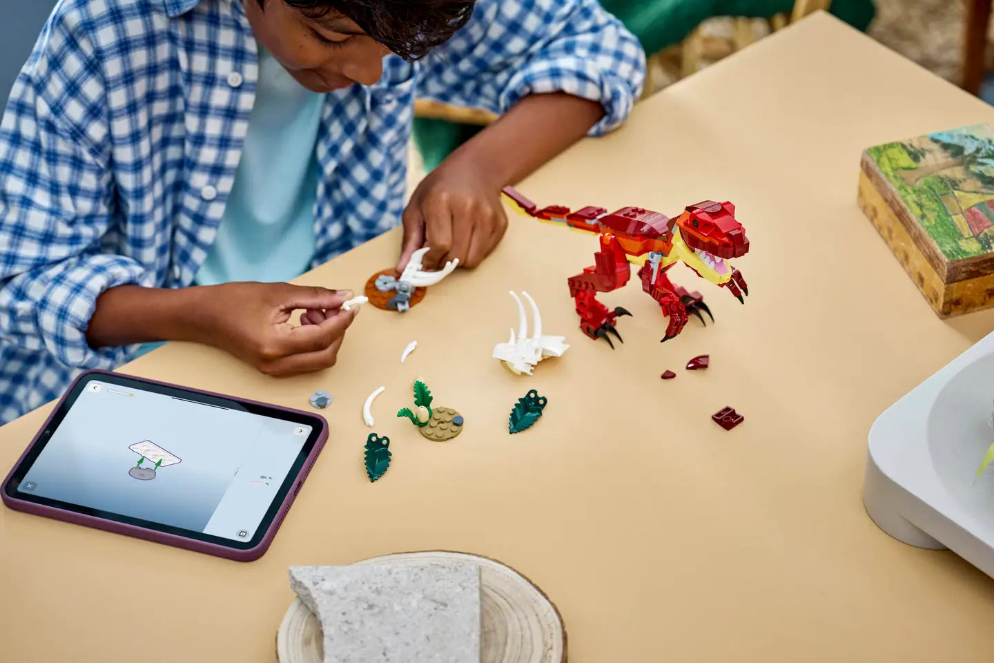 LEGO® | Creator: Fierce Dinosaur (31379)