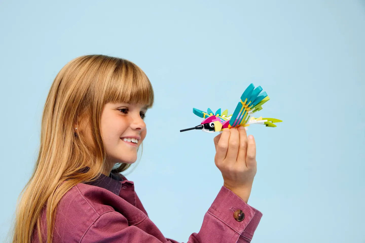 LEGO® | Creator: Wild Animals – Colorful Hummingbird (31384)