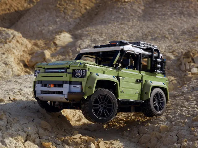 LEGO® | Technic: Land Rover Defender Off Road (42110)