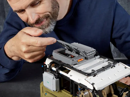 LEGO® | Technic: Land Rover Defender Off Road (42110)