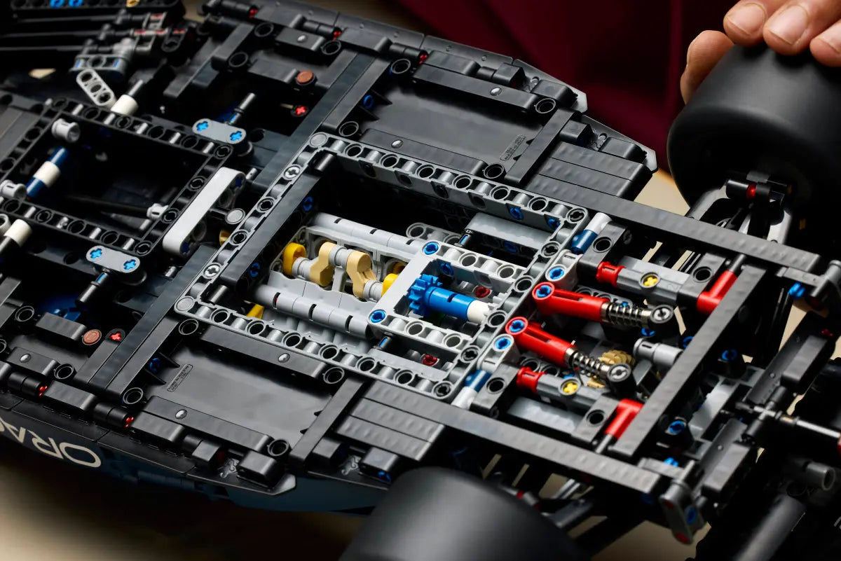 LEGO® | Technic™: Oracle Red Bull Racing RB20 F1 Car (42206)