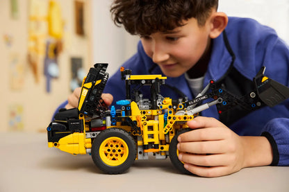 LEGO® | Technic: Volvo L120 Electric Wheel Loader (42209)