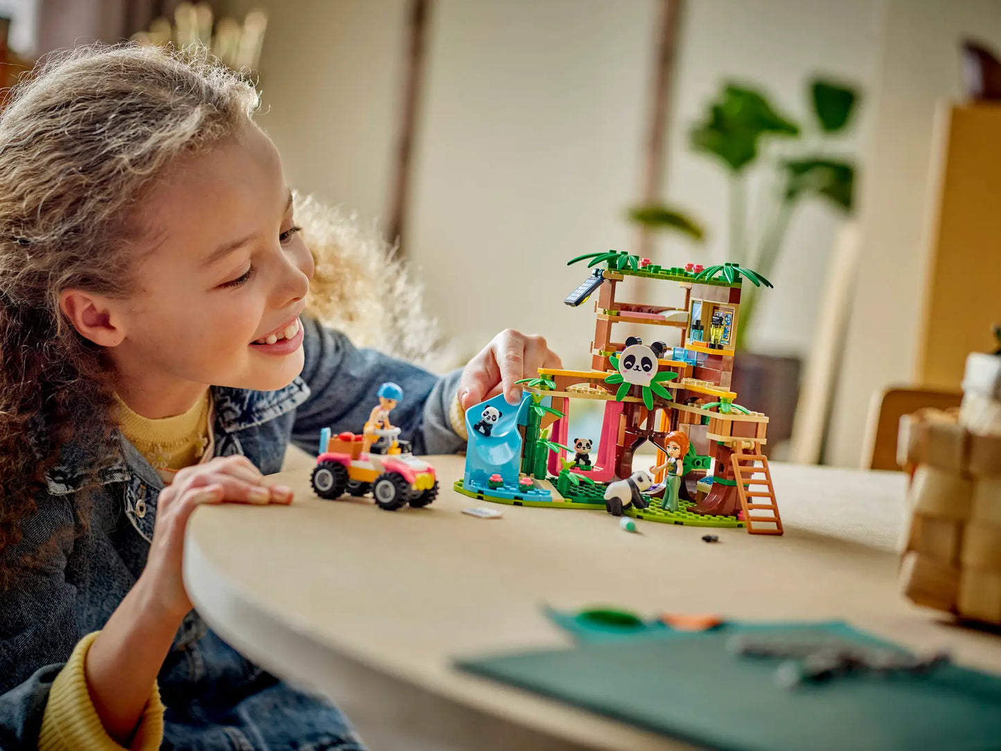 LEGO® | Friends: Panda Sanctuary Animal Care (42648)
