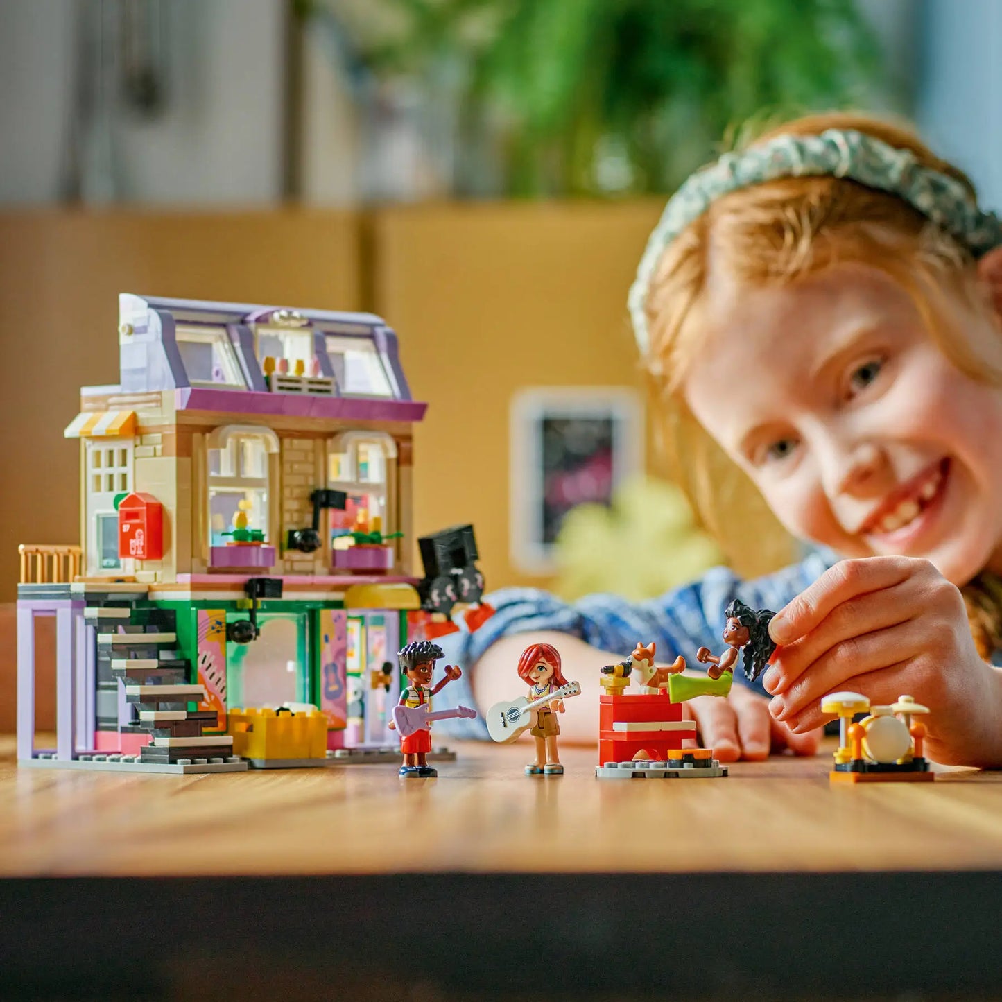 LEGO® | Friends: Music Store & Apartment (42653)
