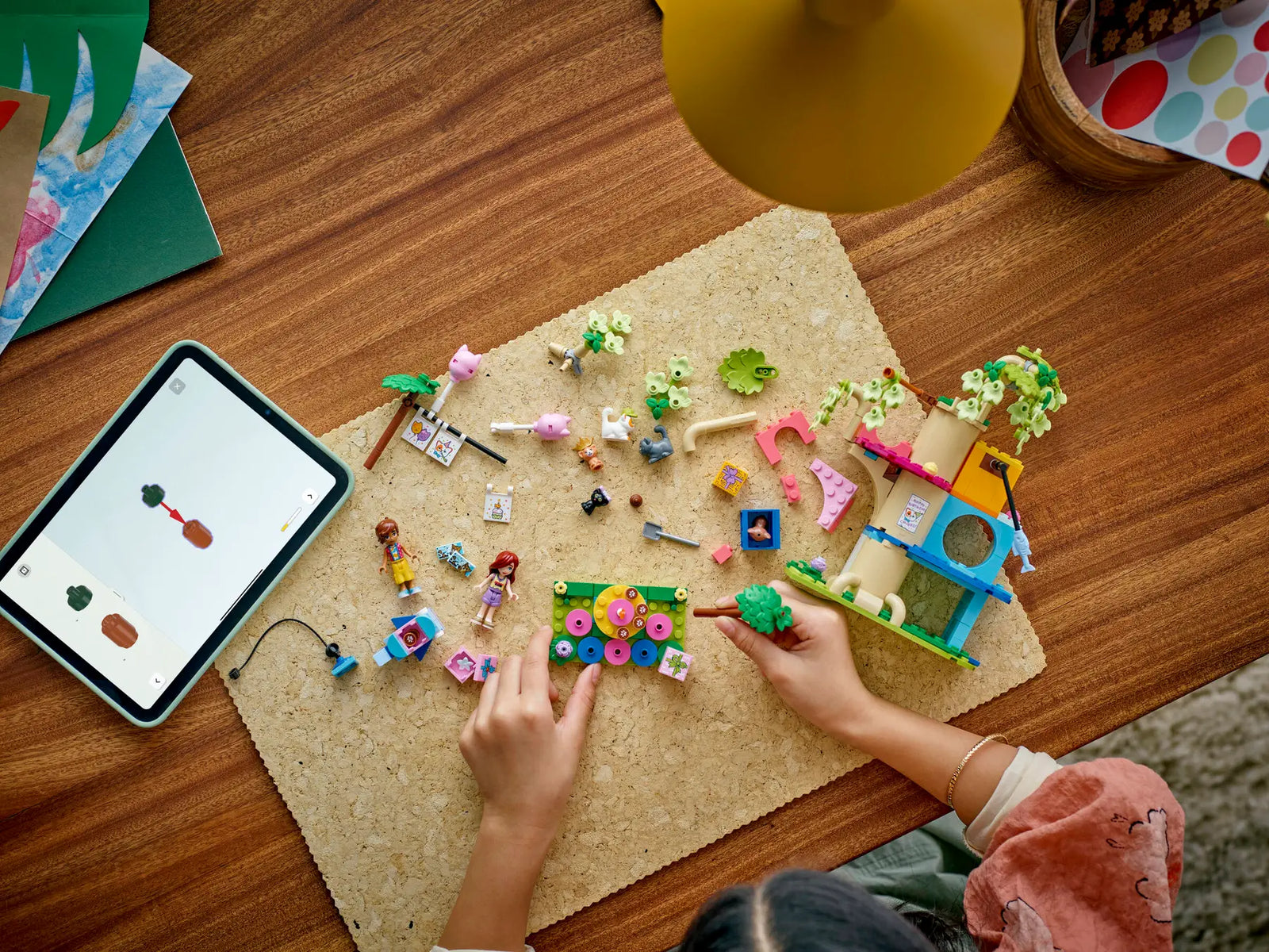 LEGO® | Friends: Cat Birthday Party & Tree House (42666)