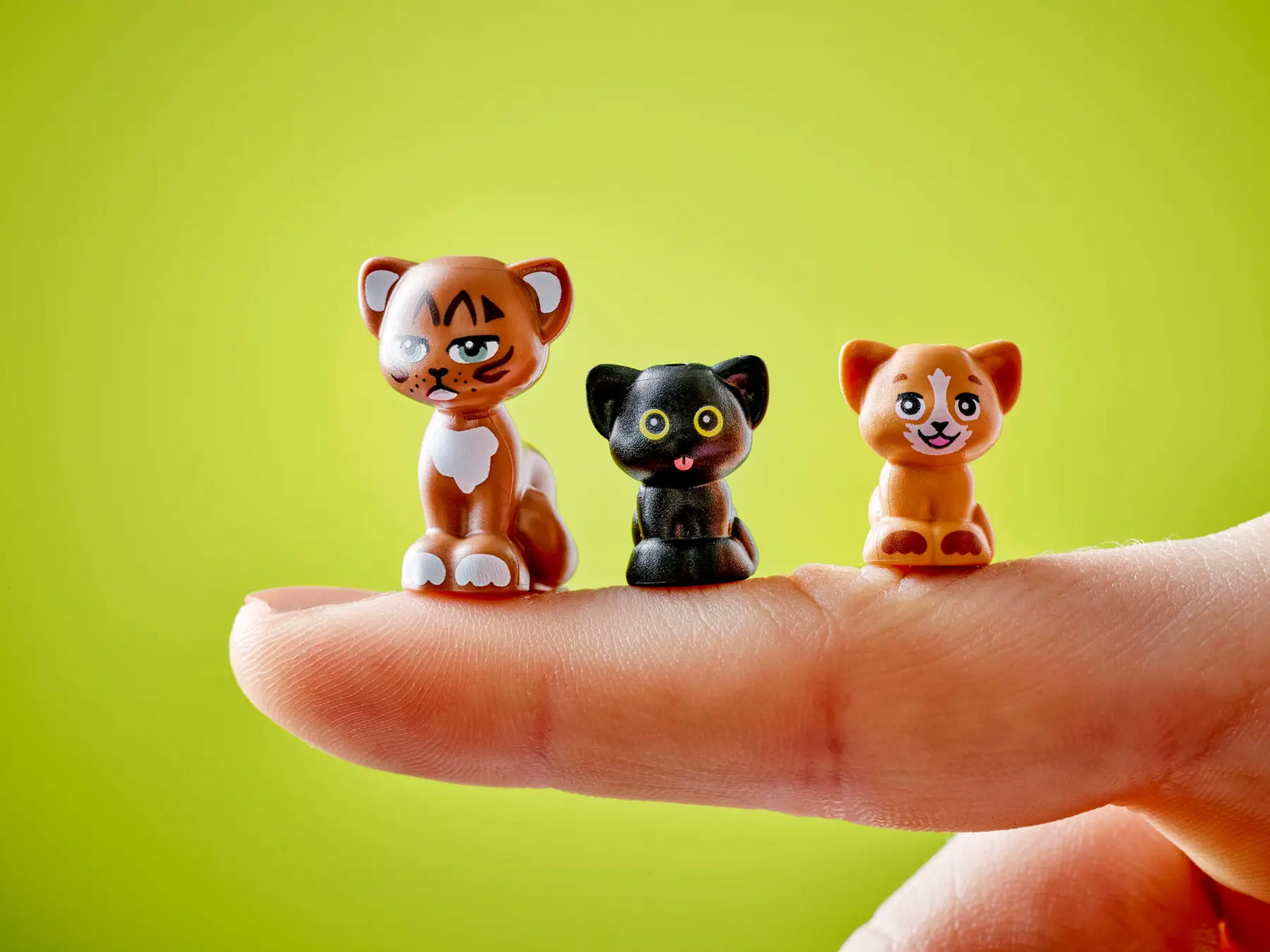 LEGO® | Friends: Cat Birthday Party & Tree House (42666)