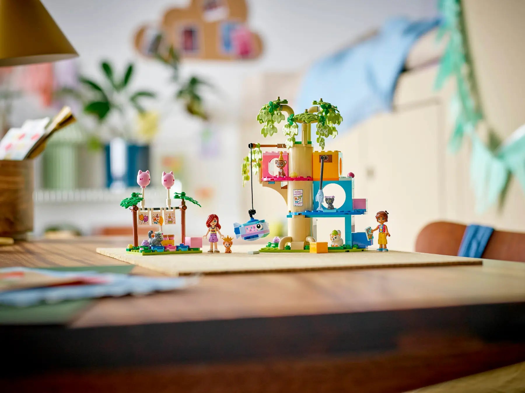 LEGO® | Friends: Cat Birthday Party & Tree House (42666)