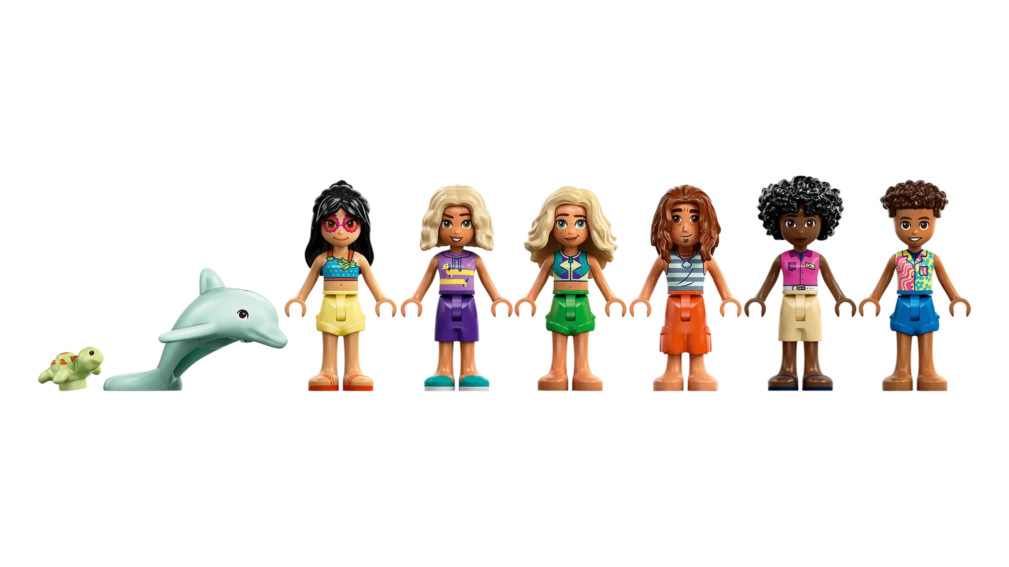 LEGO® | Friends: Family Vacation Beach Resort (42673)