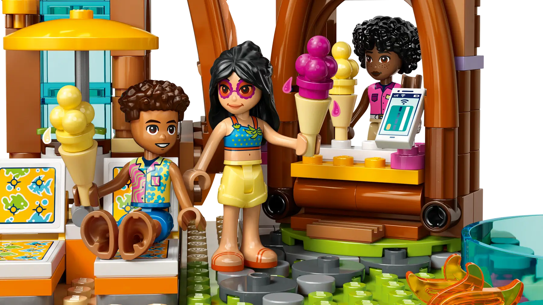LEGO® | Friends: Family Vacation Beach Resort (42673)