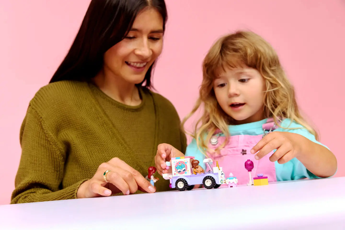 LEGO® | Friends: Unicorn Cake Delivery Car (42675)
