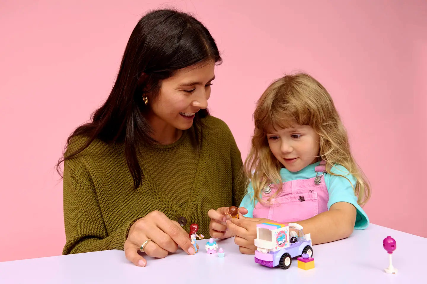 LEGO® | Friends: Unicorn Cake Delivery Car (42675)