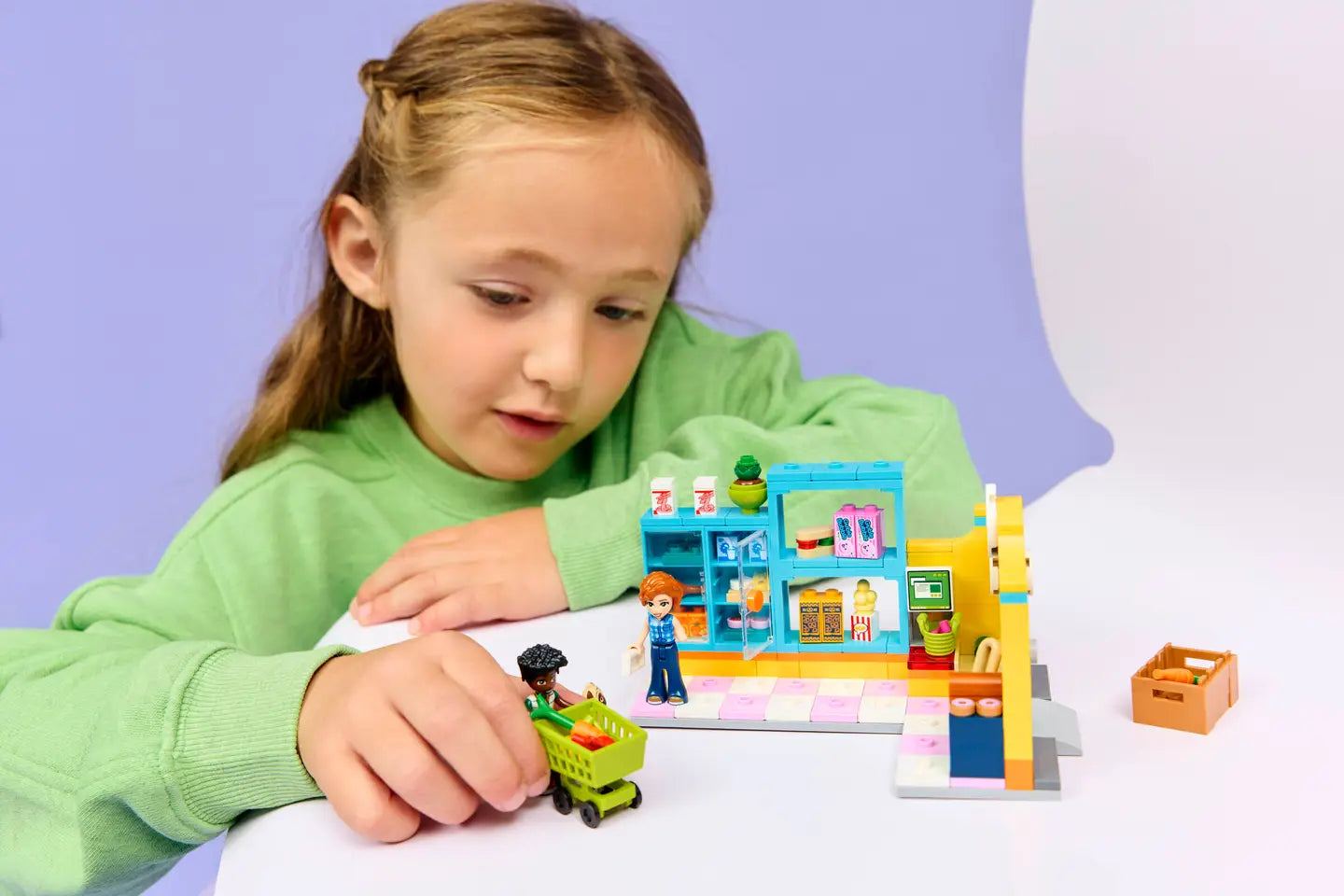 LEGO® | Friends: Heartlake City Convenience Store (42680)