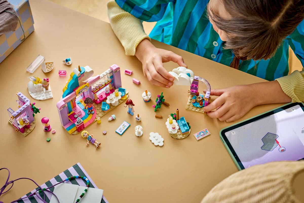 LEGO® | Friends: Unicorn Dream Café (42684)