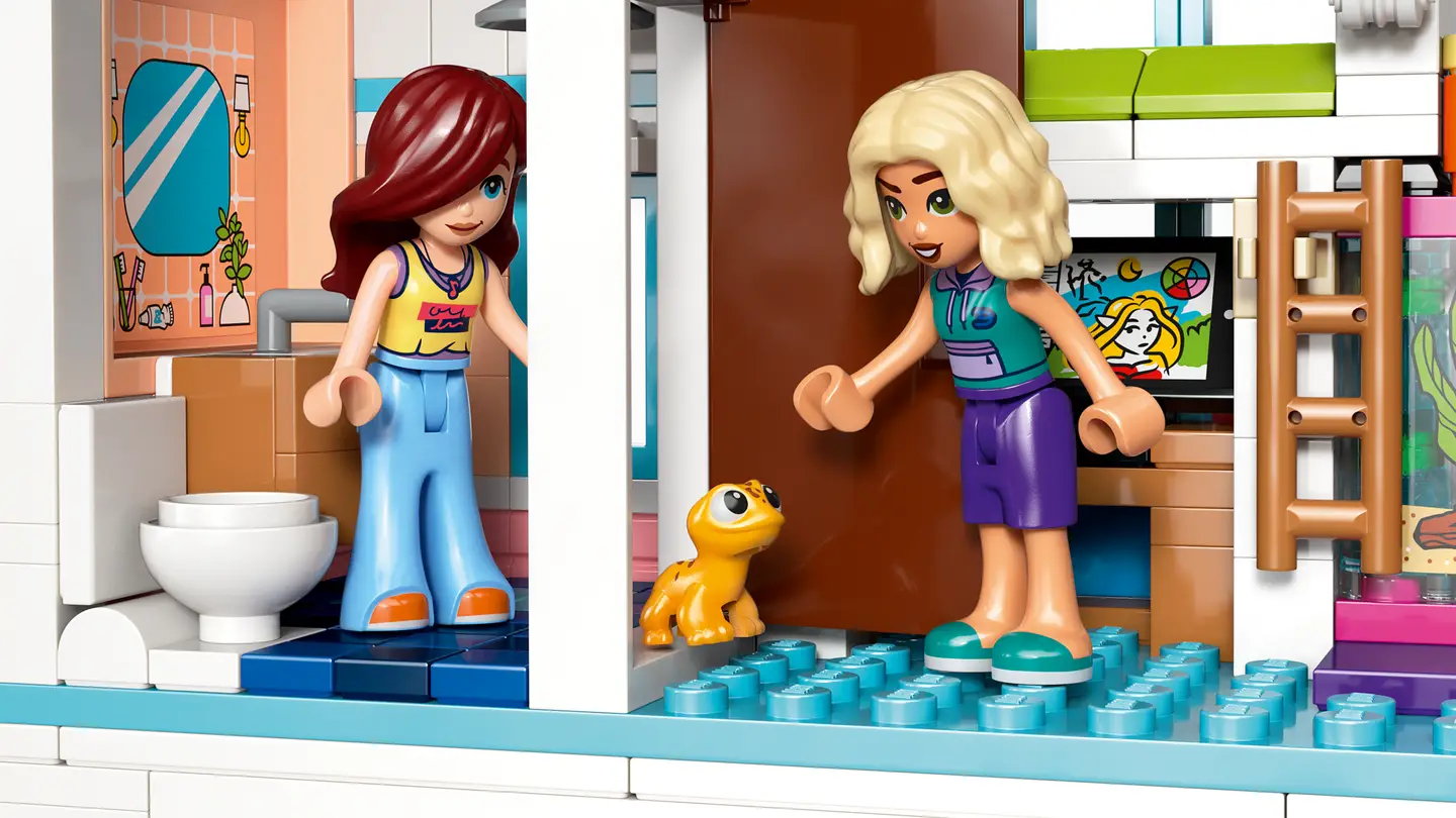 LEGO® | Friends: Liann's Family House (42687)