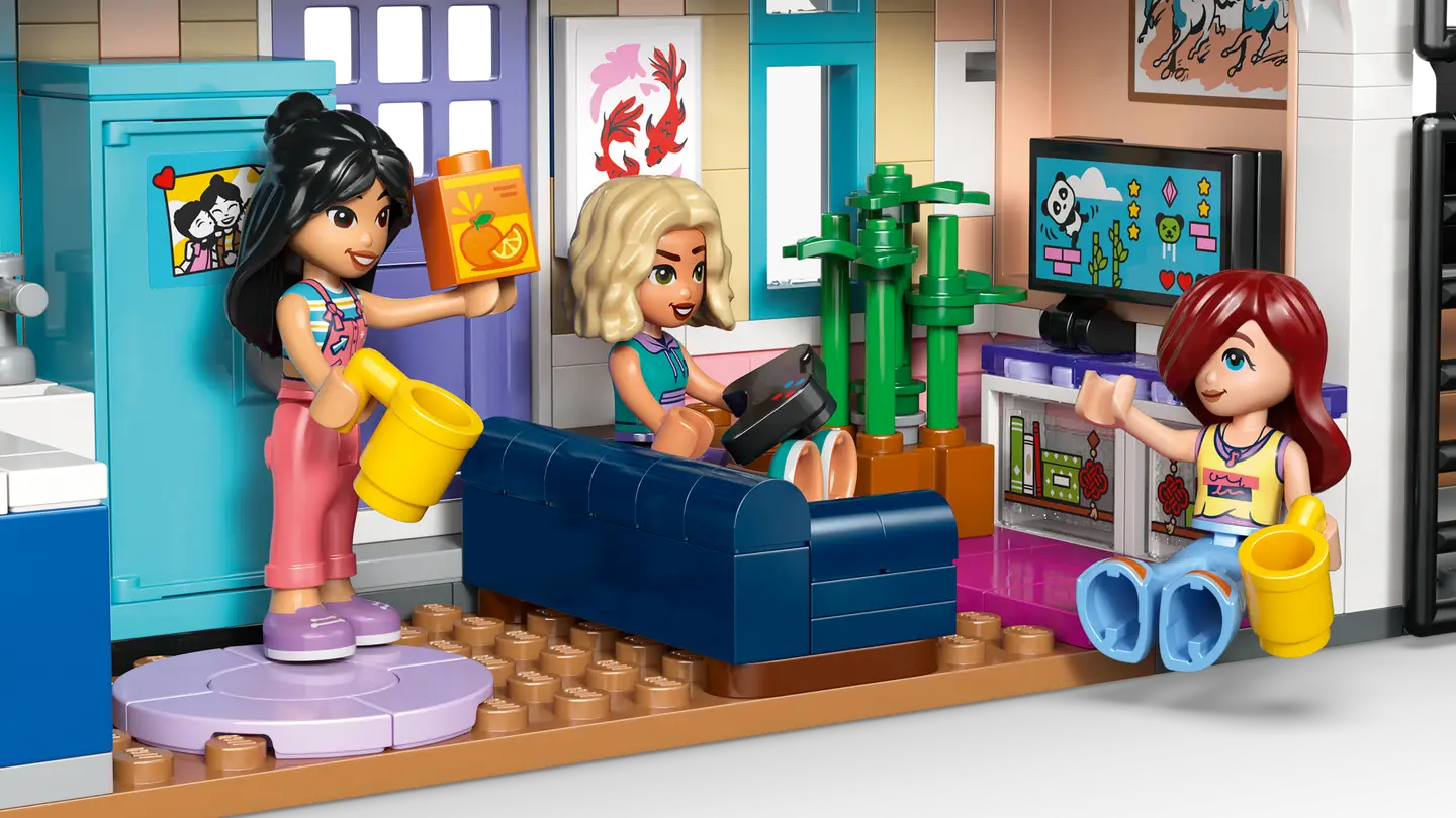 LEGO® | Friends: Liann's Family House (42687)