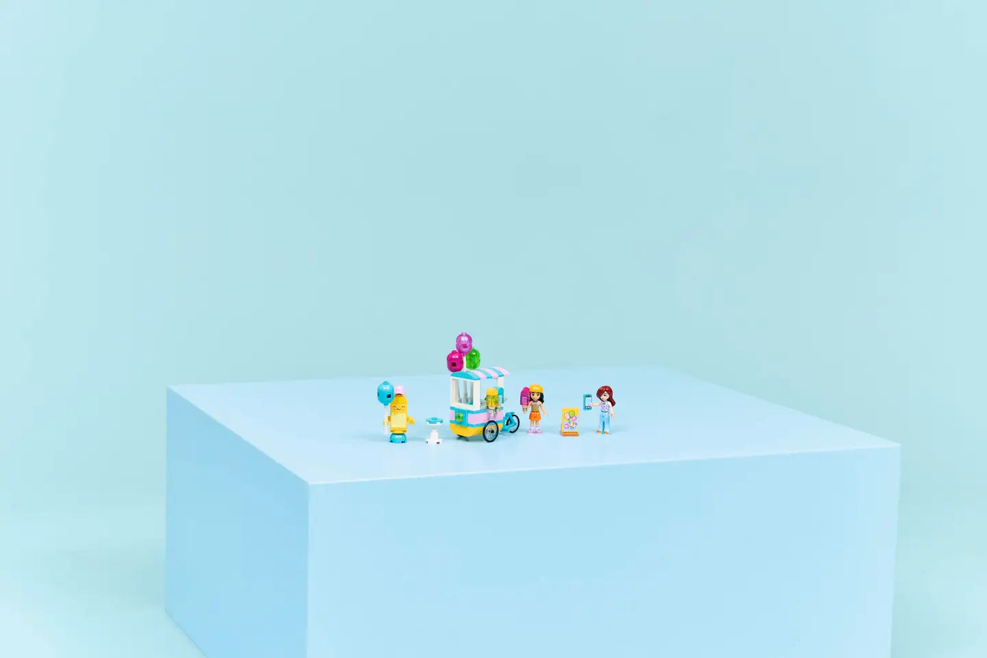 LEGO® | Friends: Ice Cream & Balloon Stand (42692)