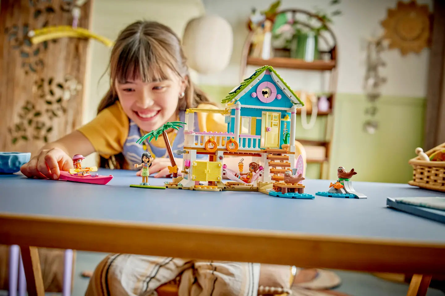 LEGO® | Friends: Beach House with Seals (42699)