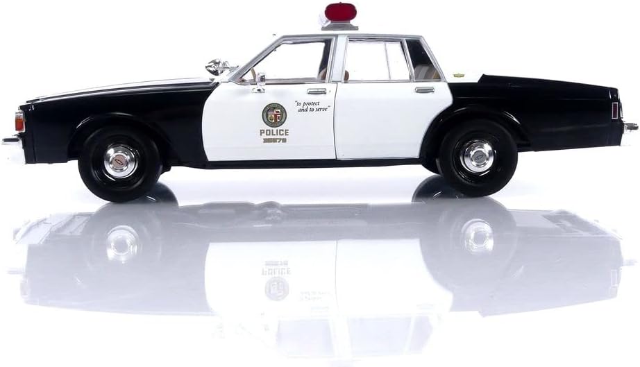 Greenlight Collectibles | Artisan Collection: Terminator 2 (1991) - 1987 Chevrolet Caprice with Android 1:18