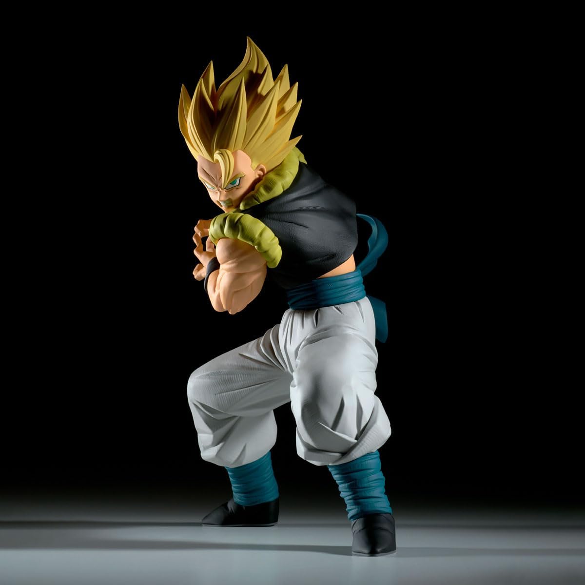 Banpresto Dragon Ball Super – Grandista Gogeta Figure