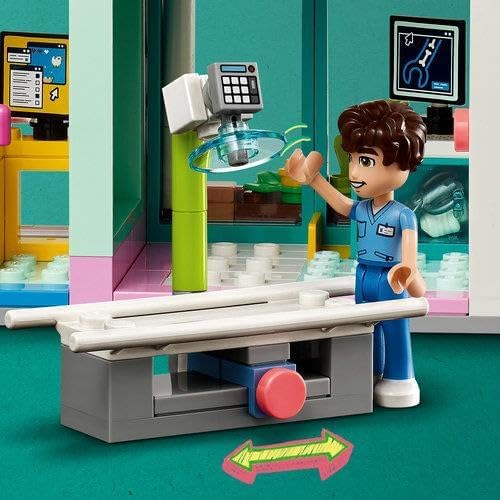 LEGO® | Friends: Heartlake City Hospital (42621)