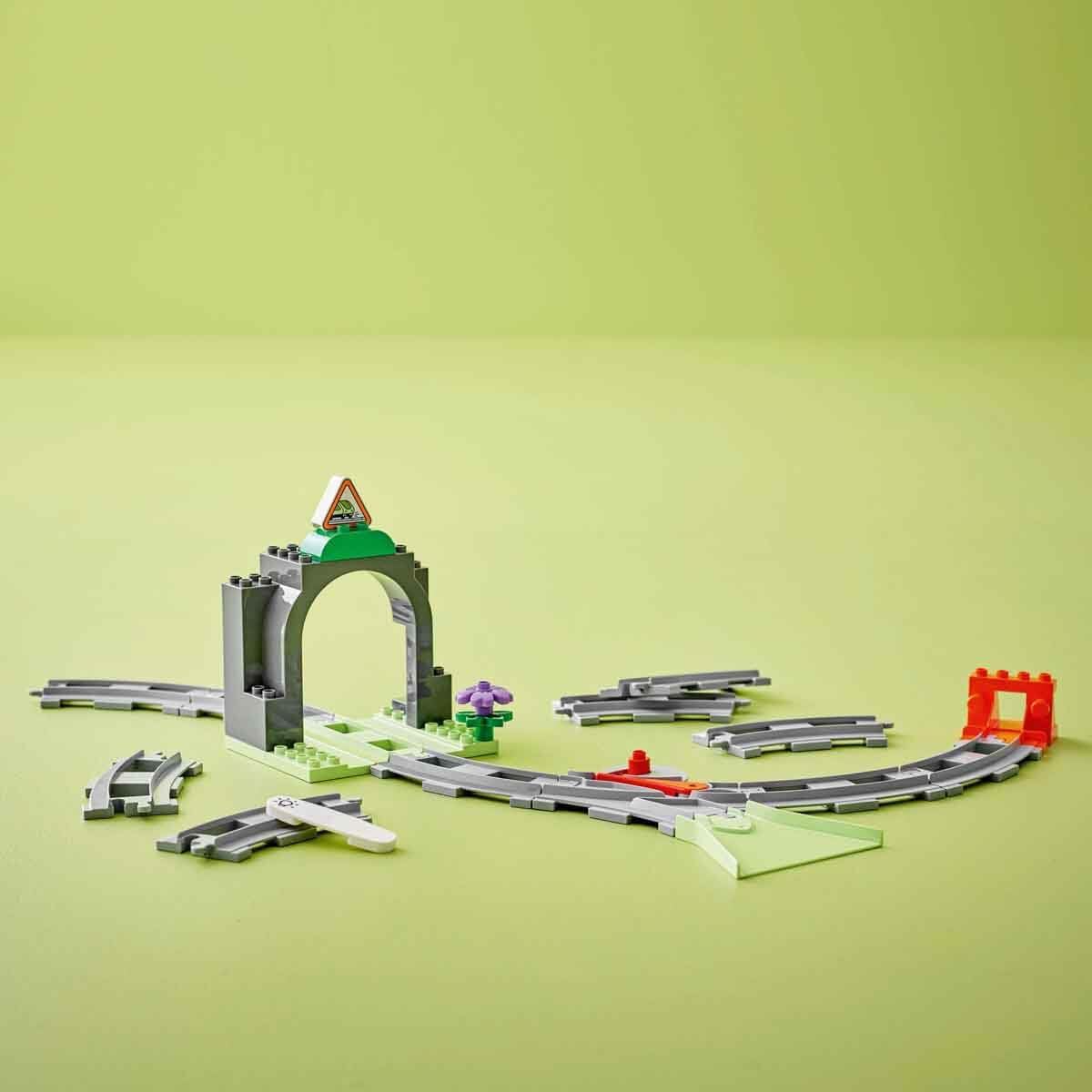 LEGO® | DUPLO: Train Tunnel and Tracks Expansion Set (10425)