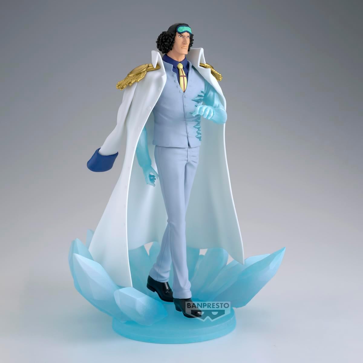 One Piece Shukko Logia: Kuzan Figure