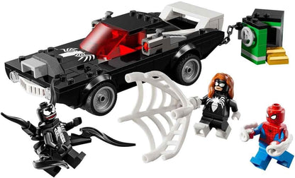 LEGO® | Marvel: Spider-Man vs. Venom Muscle Car (76309)