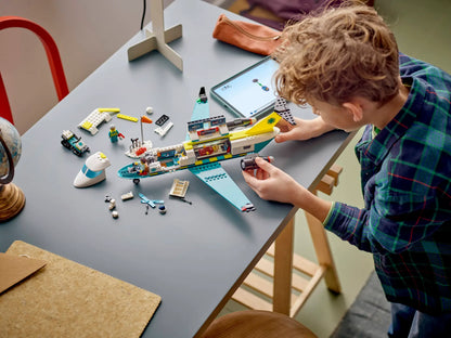 LEGO® | City: Emergency Air Ambulance Airplane (60465)