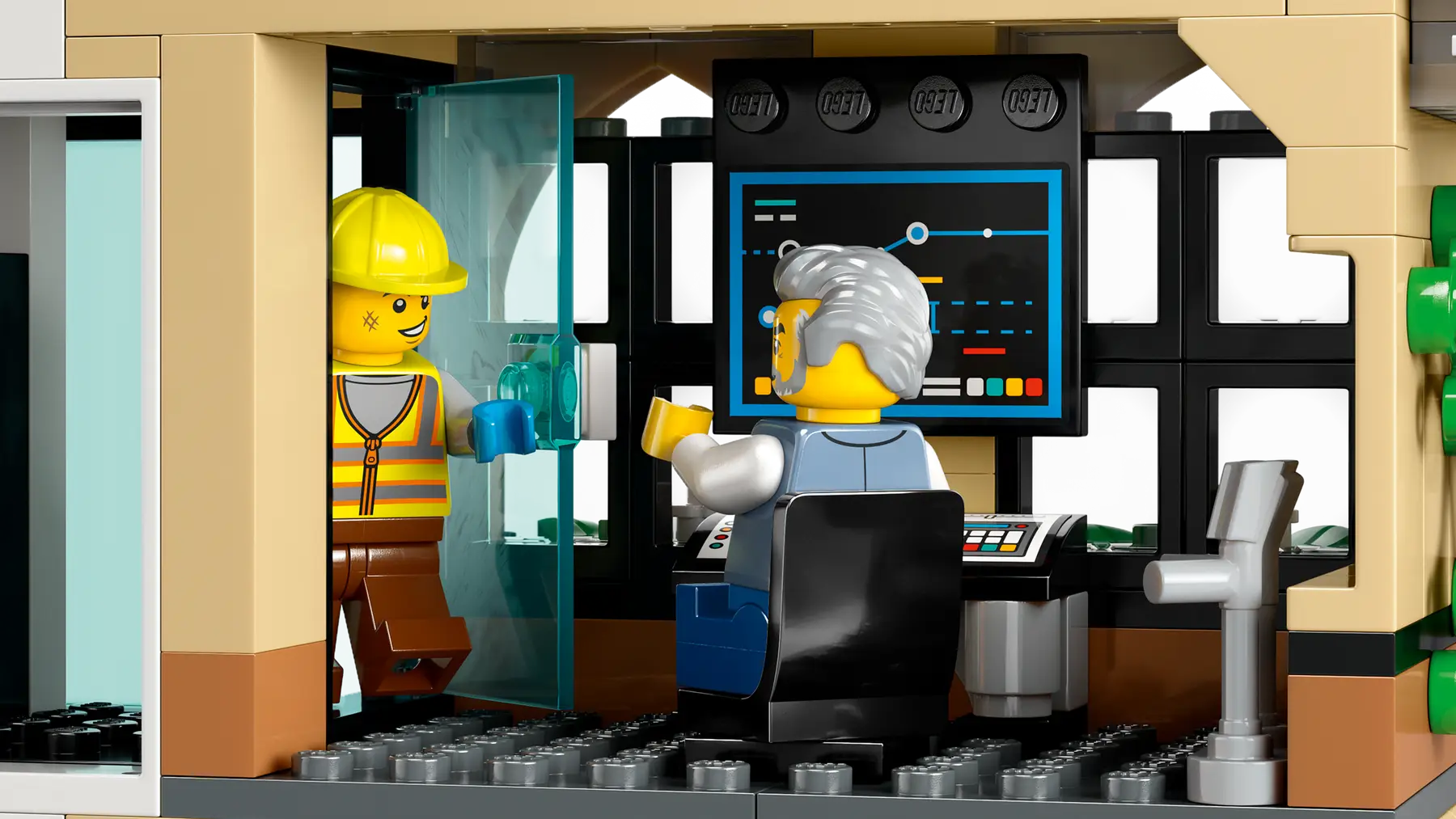 LEGO® | City: Central Train Station (60469)